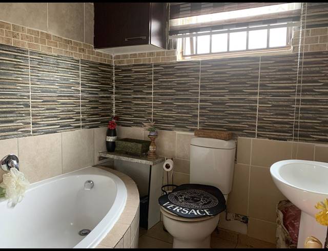 2 BEDROOM HOUSE SOLD IN BERGSIG